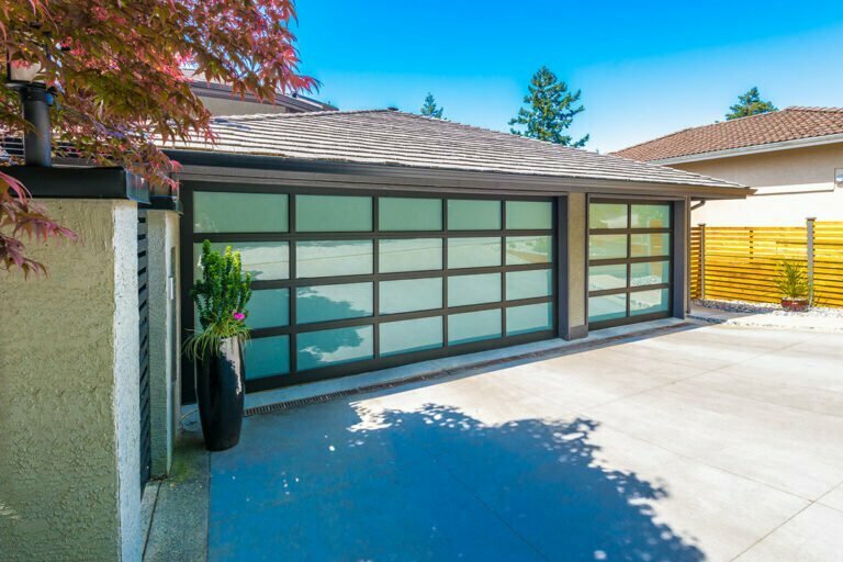 Garage Door Repair Service Cost in Marlton
